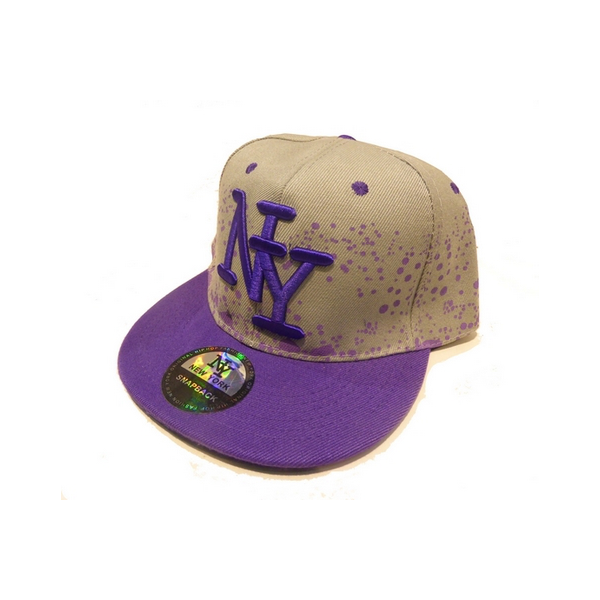 Casquette NY imprimé tacheté  5,95 € HT  Réf 7772