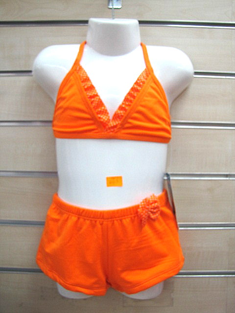 Maillot de bain fille uni 2,95 € HT/unité  Référence : 4219 