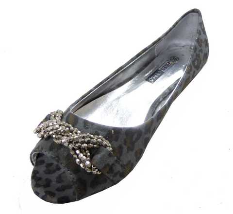 Ballerine ouverte léopard  3,95 € HT/unité  Référence : 3101 