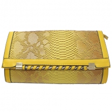 Pochette reptile très glamour