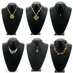 Lot de 60 colliers ethniques