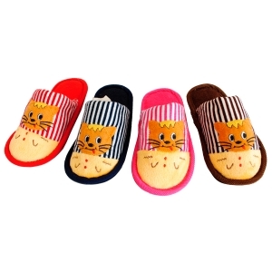 Pantoufle à rayure pour enfant avec motif chat dessus