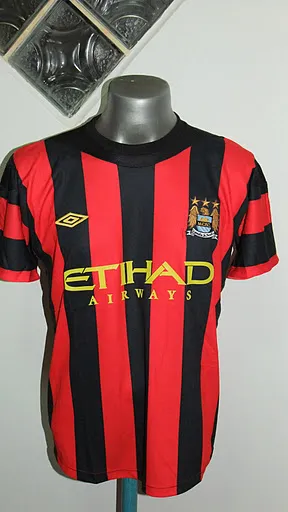 WWW.LABOUTIQUEFOOT.COM GROSSISTE MAILLOT DE FOOT