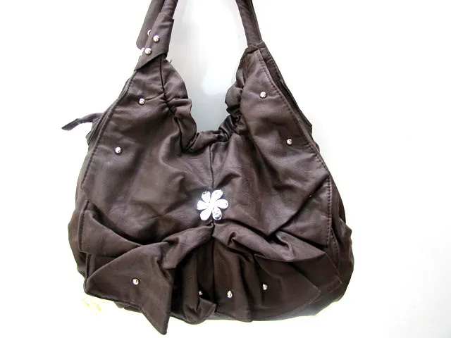 SAC A MAIN BANDOULIERE REF 5111 3.95€ HT 