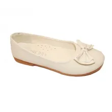 Ballerines parées de nœuds à strass