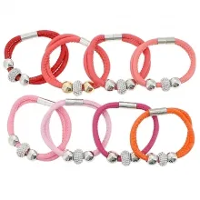 Bracelet tendance décoré de perles à strass