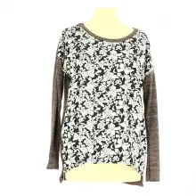 Top chiné avec motif fleuri devant