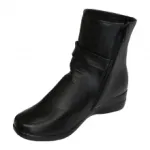 Bottines noires avec boucles et strass
