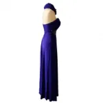 Robe de soirée décorée de plis et perles