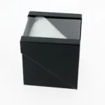 Boîte à bijoux transparente avec coussinet