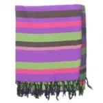 Écharpe à rayures multicolores bordée de franges