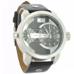 Jolie montre-bracelet avec double affichage