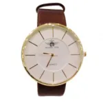 Montre-bracelet ronde pour femme équipée d’un mouvement quartz