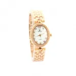Montre bijou ovale pour femme incrustée de strass