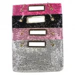 Sac de soirée agrementé de sequins