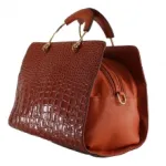 Adorable sac à main croco vernis