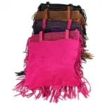 Sac à main cloutés et frangés