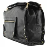 Sac à main décoré de clous 