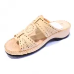 Sandales perforées et bordées de couture manuelle