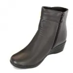 Bottines femme décorées de boutons