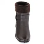 Bottines femme bordées de fourrures