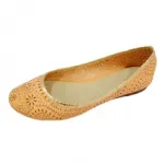 Ballerines avec motif perforé et strass