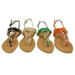 Sandales décorées de motifs dorés à strass